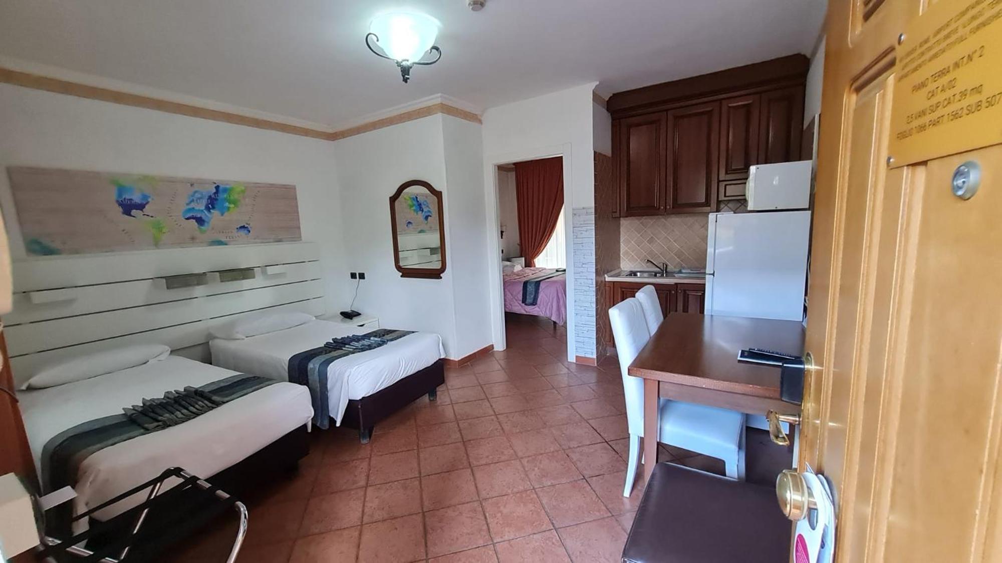 Euro House Inn Airport Fiumicino Exterior foto